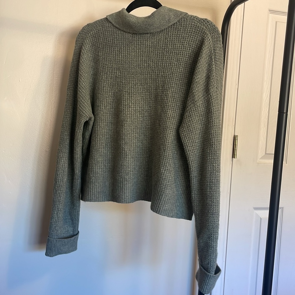 William Rast pullover with collar - XL - Picture 3 of 4